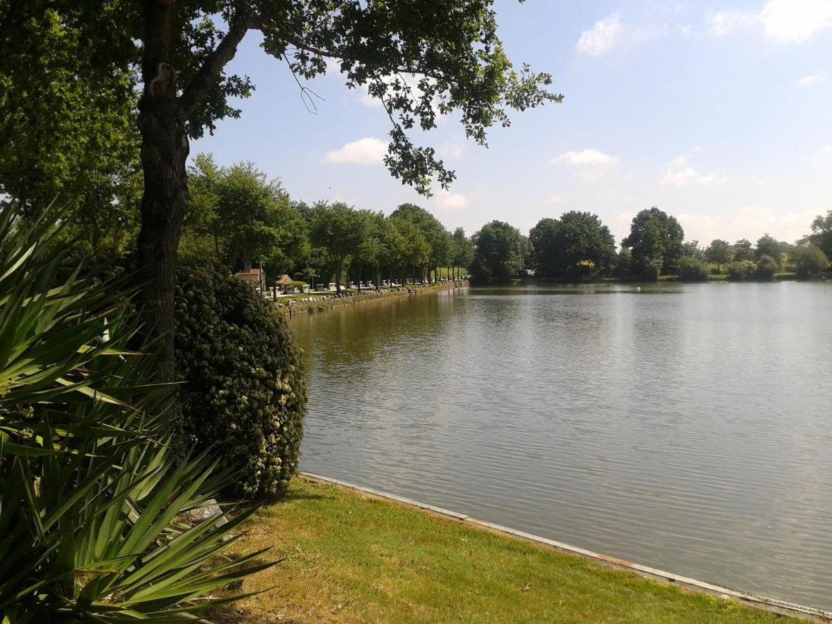 Camping Oaki Mesnard-la-Barotière 외부 사진